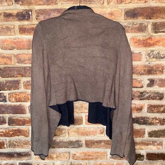 Romeo & Juliet Couture Brown Black Draped Open  Cardigan Sweater Size Medium - Picture 5 of 5